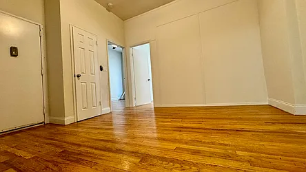 Rented by HOLTON REAL ESTATE INC.