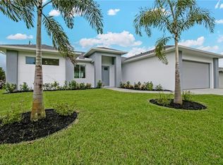 714 SE 36th St, Cape Coral, FL 33904