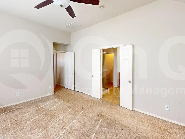 413 Driftwood Ct — Photo 11