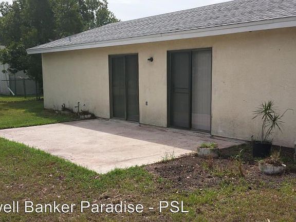3rd image of 2014 SE West Dunbrooke Cir