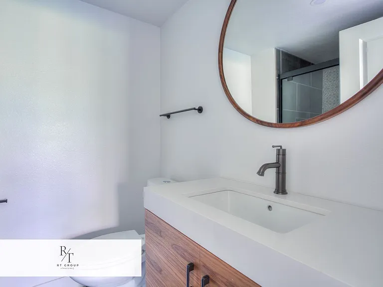1032 S Golden West Ave #C — Photo 22
