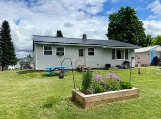 45 Irasburg St, Orleans, VT 05860