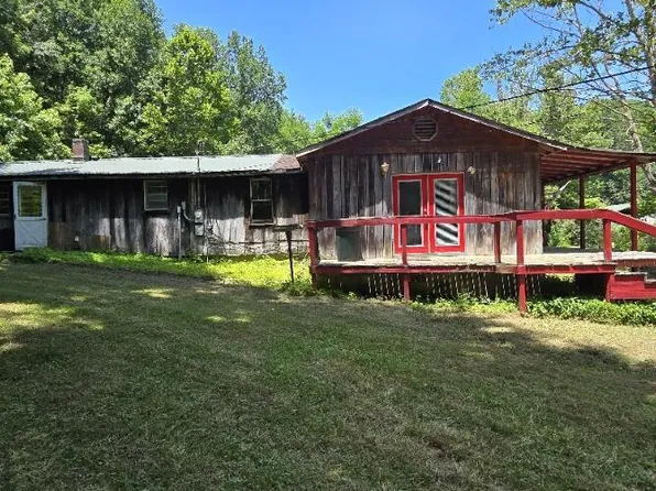 3894 Buffalo Rd, Oneida, TN 37841