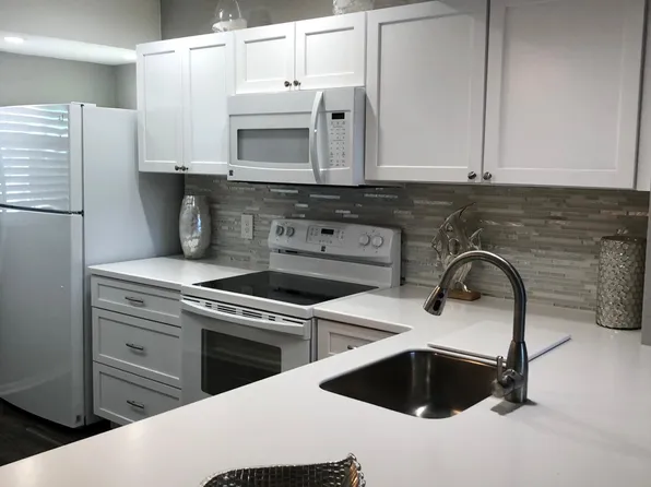 325 North Cswy #306D, New Smyrna Beach, FL 32169