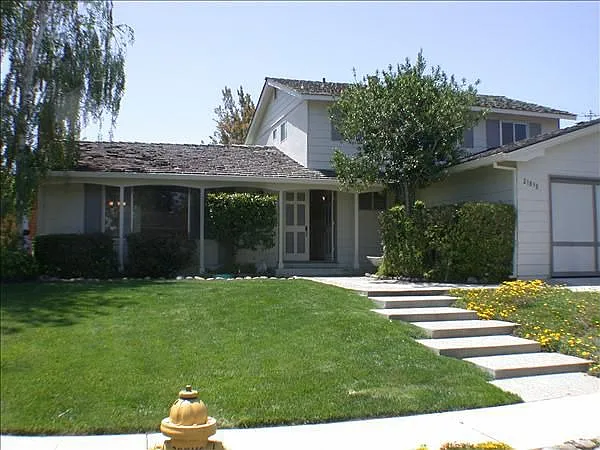 21838 Shattuck Dr photo 1