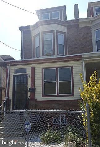 2nd image of 681 Pennington Ave