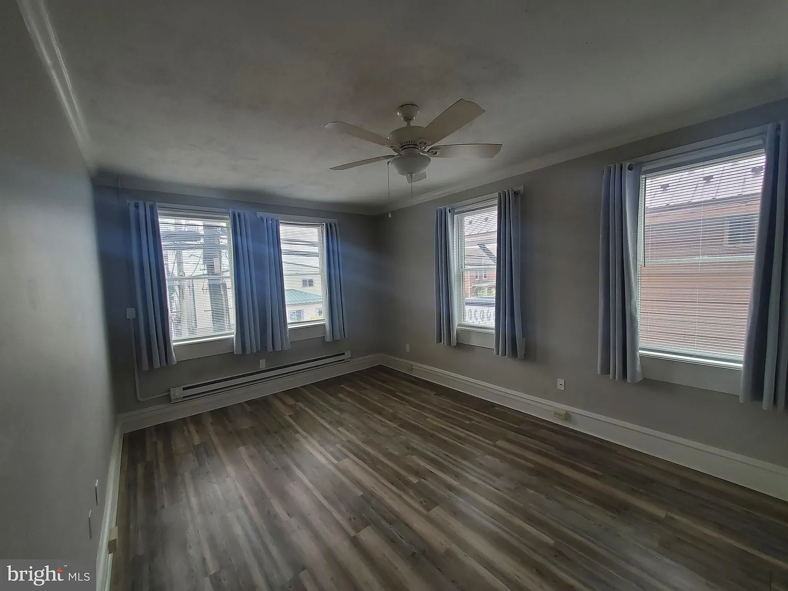 Studio, 500 sqft, $975 — Photo 3