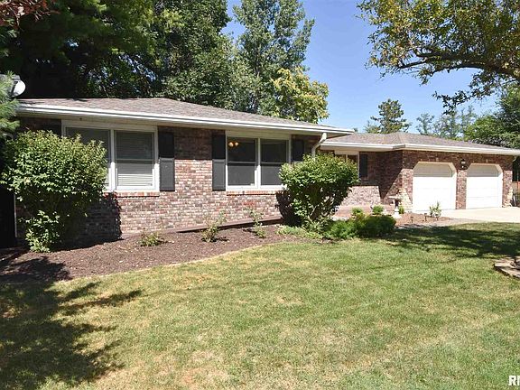 2nd image of 8712 N East Ct