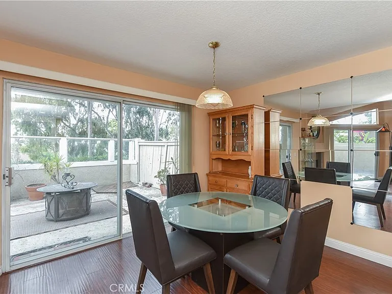 145 Stanford Ct #35 — Photo 14
