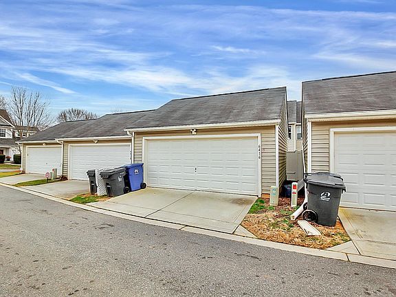 2nd image of 6416 Hasley Woods Dr