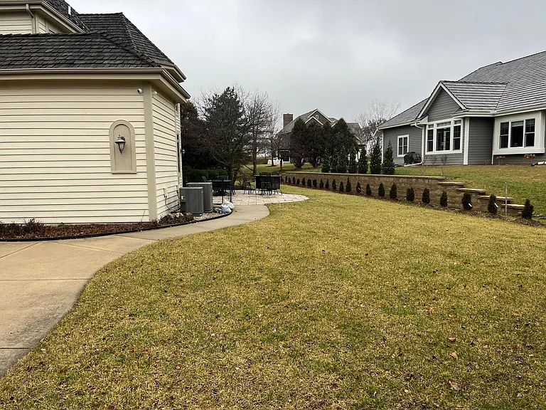 21160 Chancery Ct — Photo 4