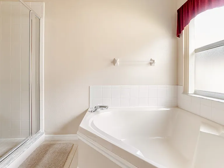 1137 Liberty Hall Dr — Photo 28