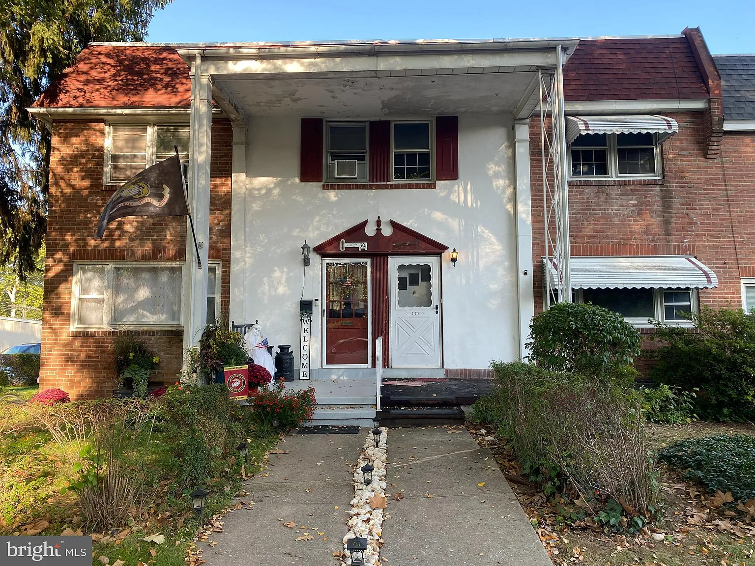 303 Linden Ln photo 1