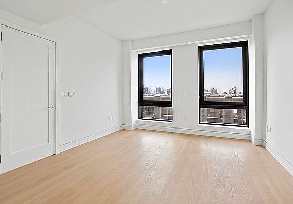5th image of 242 Broome St APT 10A