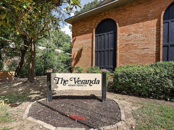 1140 Greymont Ave APT B12