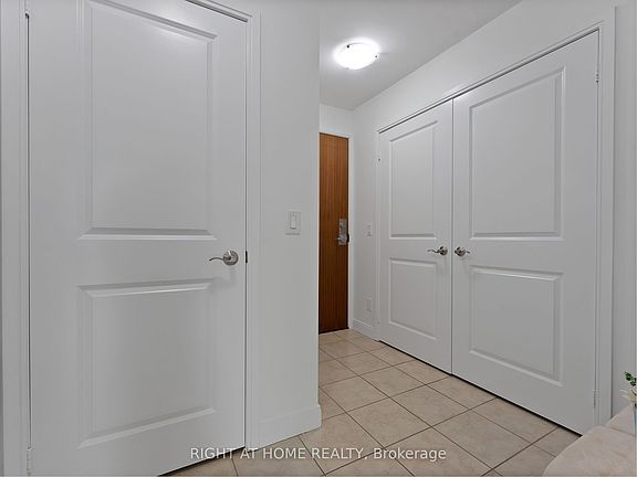3rd image of 88 Broadway Ave Unit 812