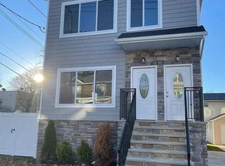 600 Metropolitan Ave FLOOR 1, Staten Island, NY 10301