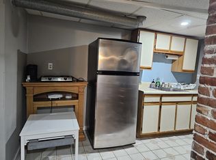 163 College St #B, Warwick, RI 02886