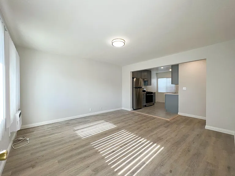 325 N Garfield Ave #I — Photo 14