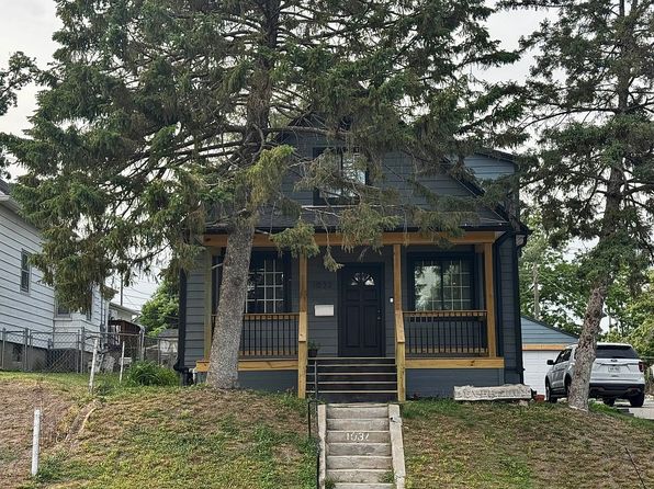 1032 Atlas St