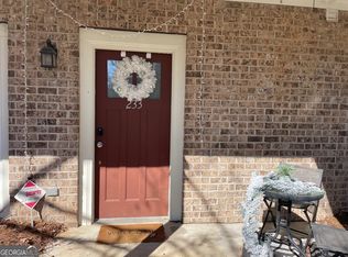 490 Barnett Shoals Rd APT 233, Athens, GA 30605