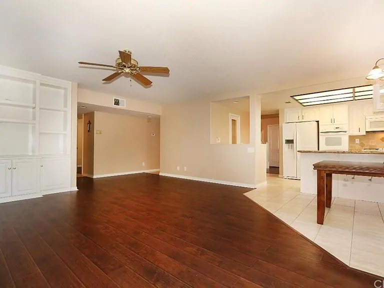 32280 Corte Coronado — Photo 16