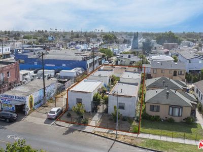 1018 E 79th St, Los Angeles, CA, 90001