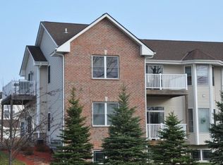 360 E Veterans Way, Mukwonago, WI 53149