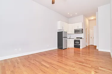 Rented by Living New York