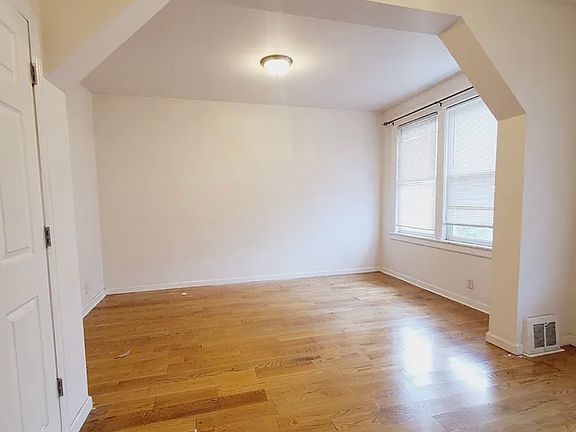 5th image of 85 Brown Pl #101