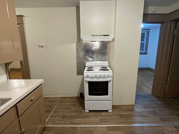 3rd image of 212 Ideal St #B