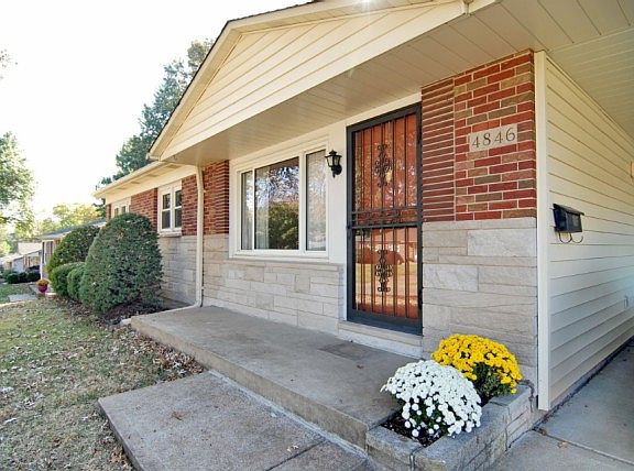 5th image of 4846 Cayuga Dr