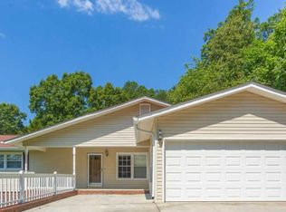 141 Rustic Rd, Dalton, GA 30720