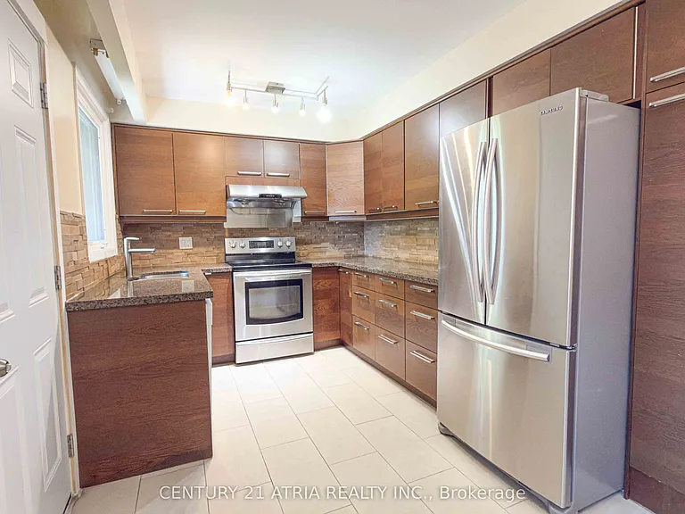 11 Danville Dr — Photo 12