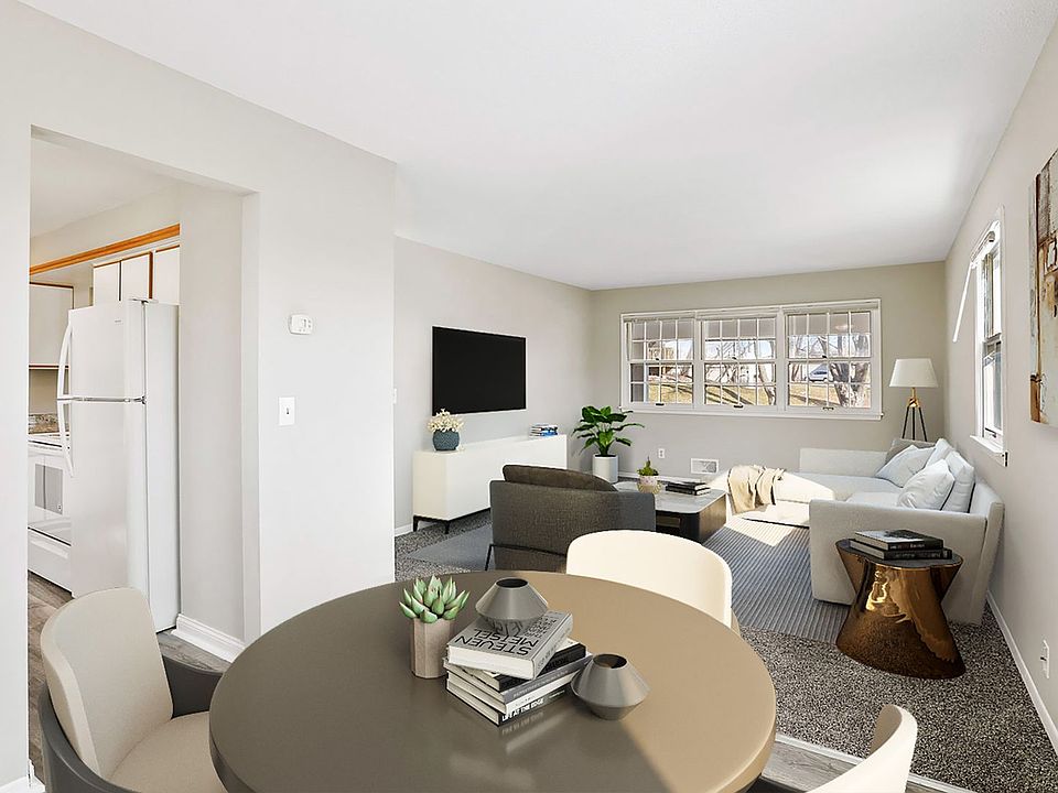 1st image of 1208 Hewitt Ave APT 2