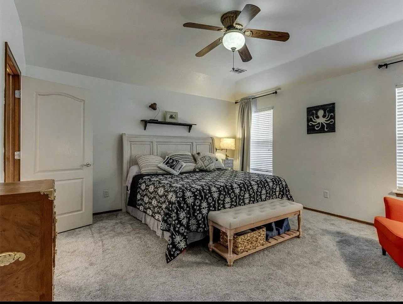 5209 Republic Dr — Photo 3