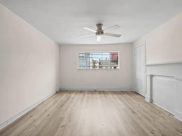138 S 17th St — Photo 13