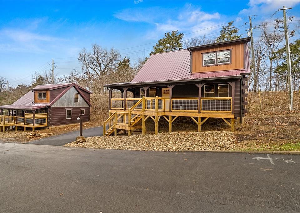 1st image of 2218 Alpine Village Way