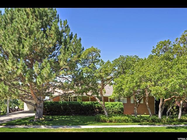 1st image of 3452 S Monteverde Dr
