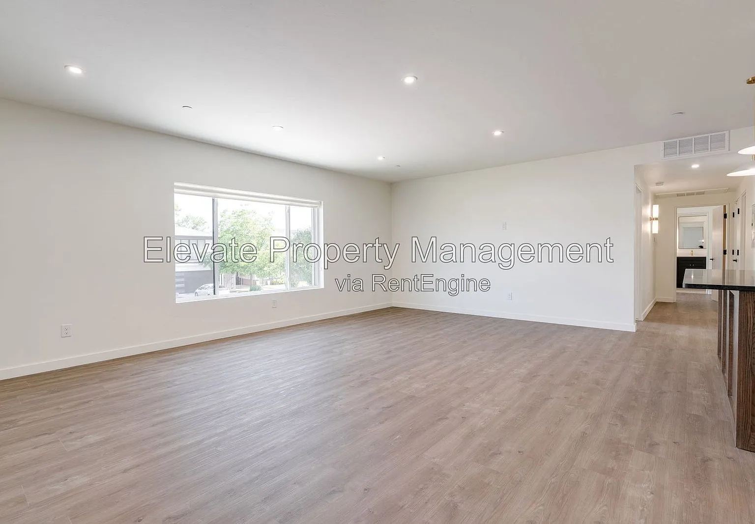 2 bed, 2.0 bath, 850 sqft, $1,995 — Photo 4