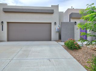 1466 Tierra Verde Loop NW, Los Lunas, NM 87031