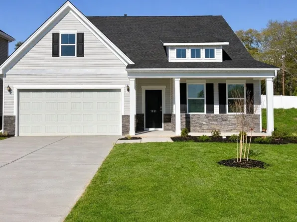 1021 Skidaway Dr, Spartanburg, SC 29303