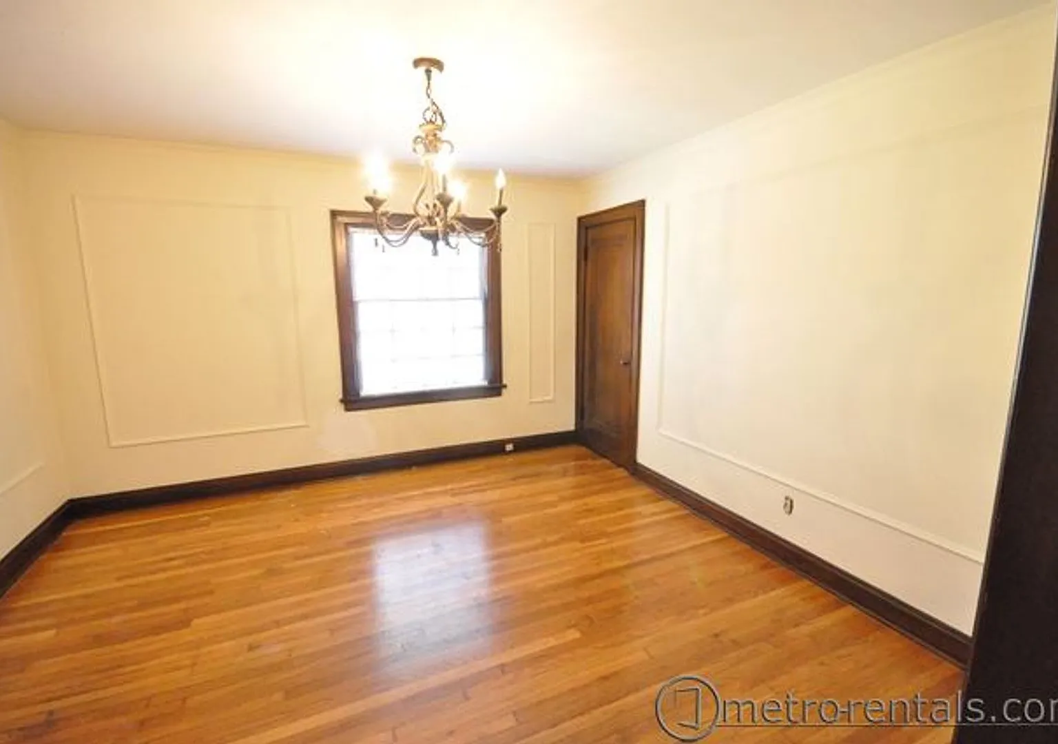 3200 Indianola Avenue - Units A B C D — Photo 4