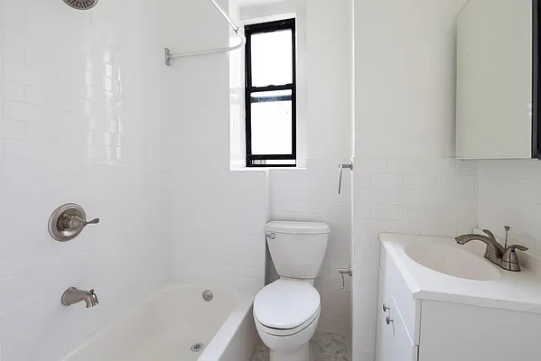 Rented by Living New York | media 13