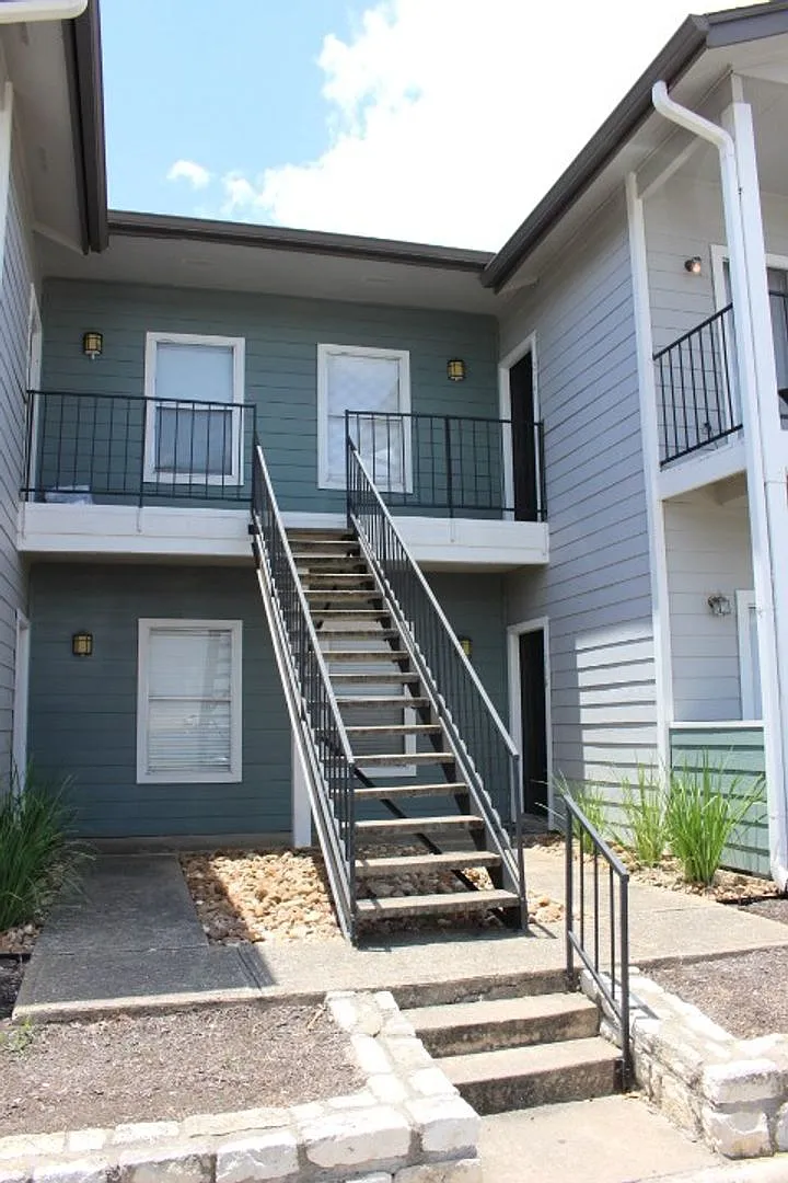 Edgecreek Condo for Lease — Photo 1