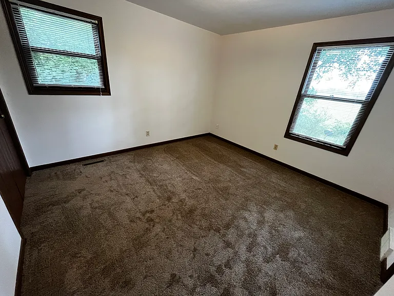 5934 146th Ave — Photo 8
