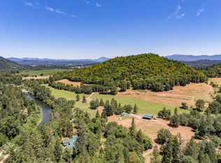 3903 Helms Rd, Grants Pass, OR 97527