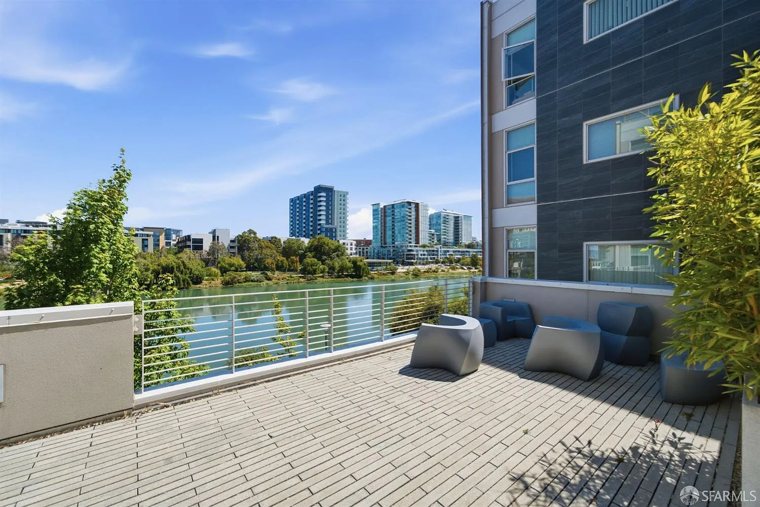 235 Berry St APT 314 - Photo 3