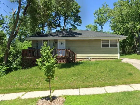 1104 Gertrude STREET, Waukesha, WI 53186