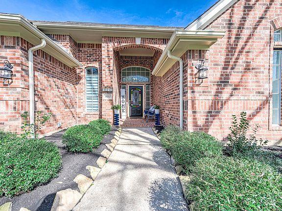 4th image of 3603 Park Vine Court